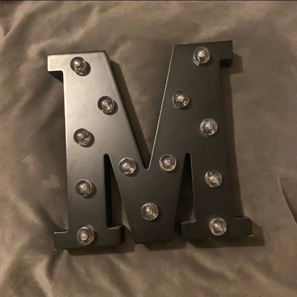Target wall decor